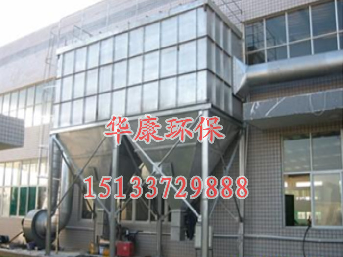 水膜脫硫除塵器安裝的現場（煙筒安裝）