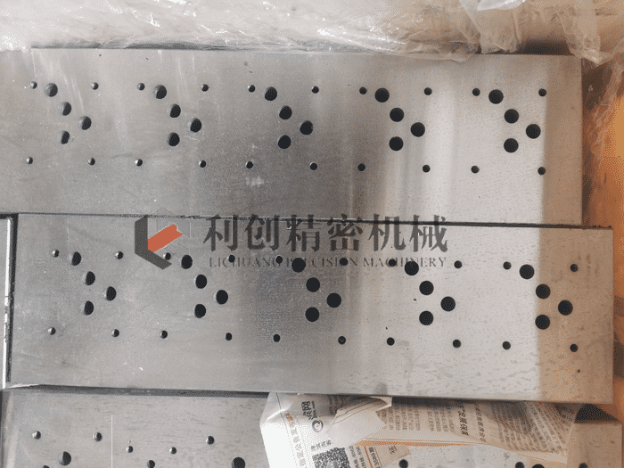 MC脈沖袋式除塵器的電磁脈沖閥清灰系統